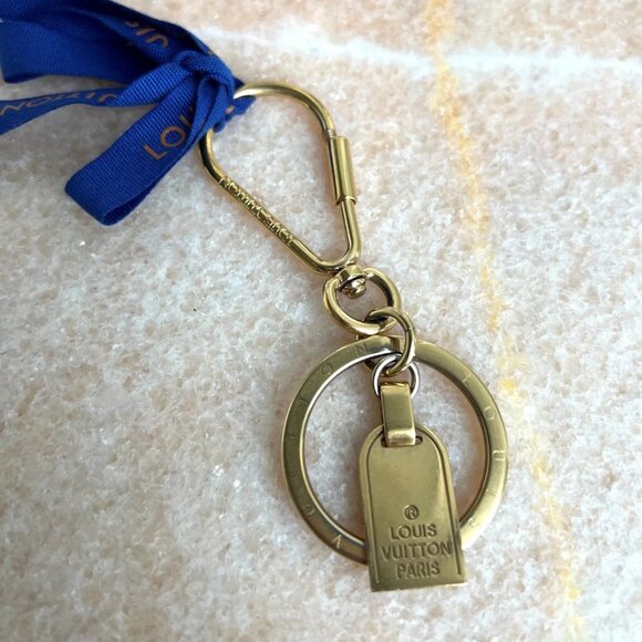 LOUIS VUITTON Keychain Monogram Gold Authentic B0369 Bag Charm Ribbon Authentic - Picture 6 of 6